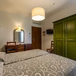 Bisesti ***s Hotel 3*