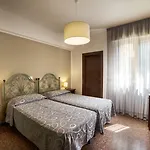 Bisesti ***s 3* Garda (Verona)