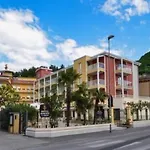 Bisesti ***s 3* Garda (Verona)