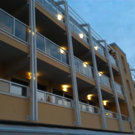 Hotel Bisesti ***s