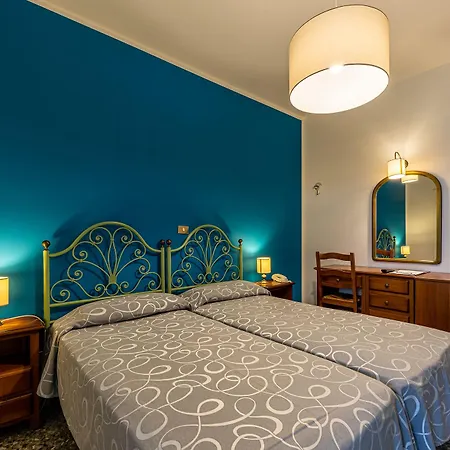 Hotel Bisesti ***s 3*