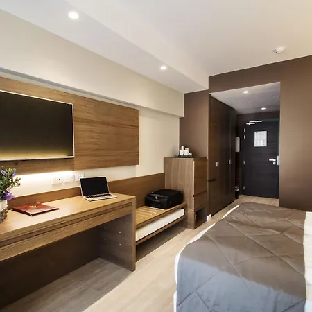 Bisesti ***s Hotel Garde