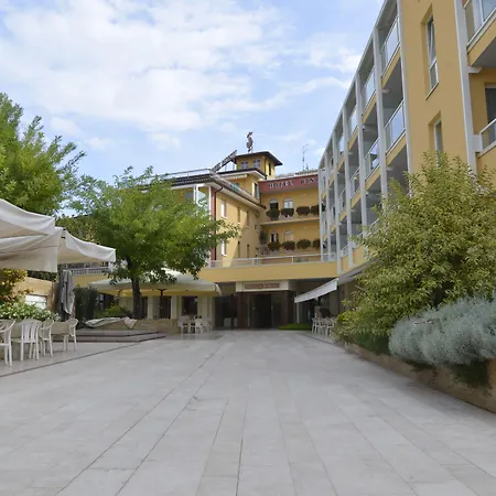 Bisesti ***s Garda (Verona)