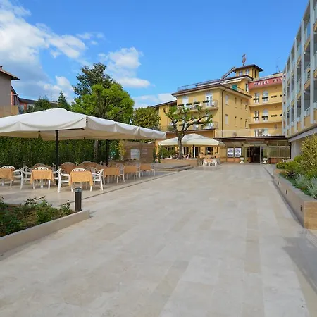 Hotel Bisesti ***s 3*