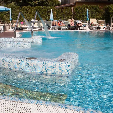 Hotel Bisesti ***s