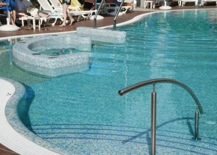 Hotell Bisesti ***s 3*