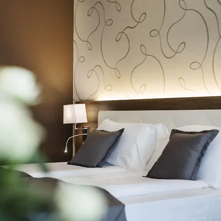 Bisesti ***s גארדה