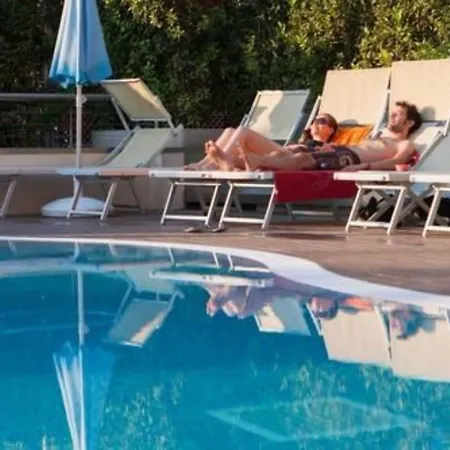 Bisesti ***s Hotel Garda (Verona)