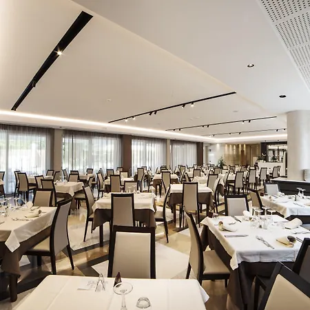 Bisesti ***s Отель 3*