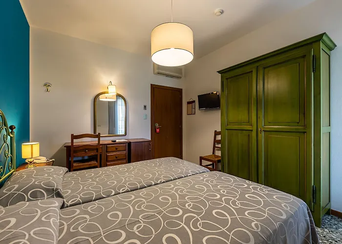 Bisesti ***s Hotel 3*