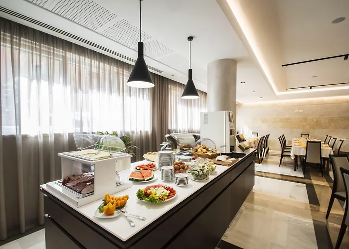 Hotel Bisesti ***s Garda (Verona)