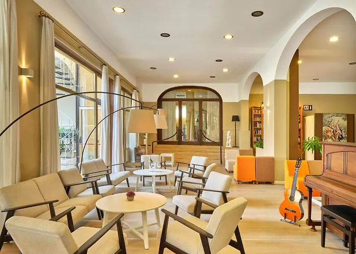 Hotel Bisesti ***s 3*