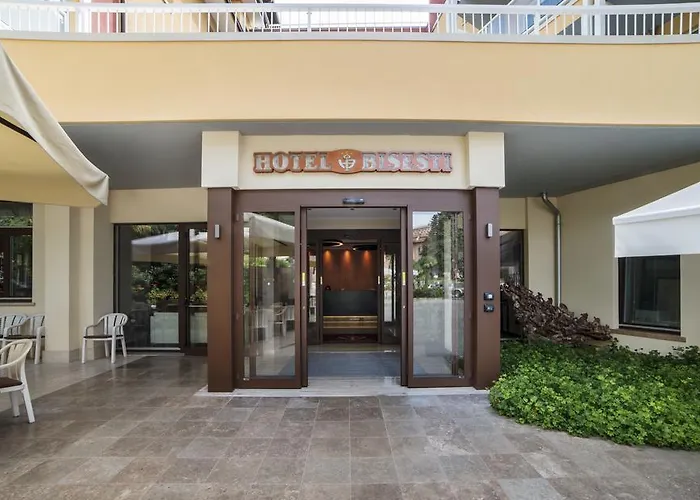 Hotel Bisesti ***s Garda (Verona)