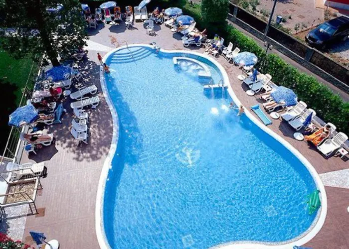 Bisesti ***s Otel Garda (Verona)